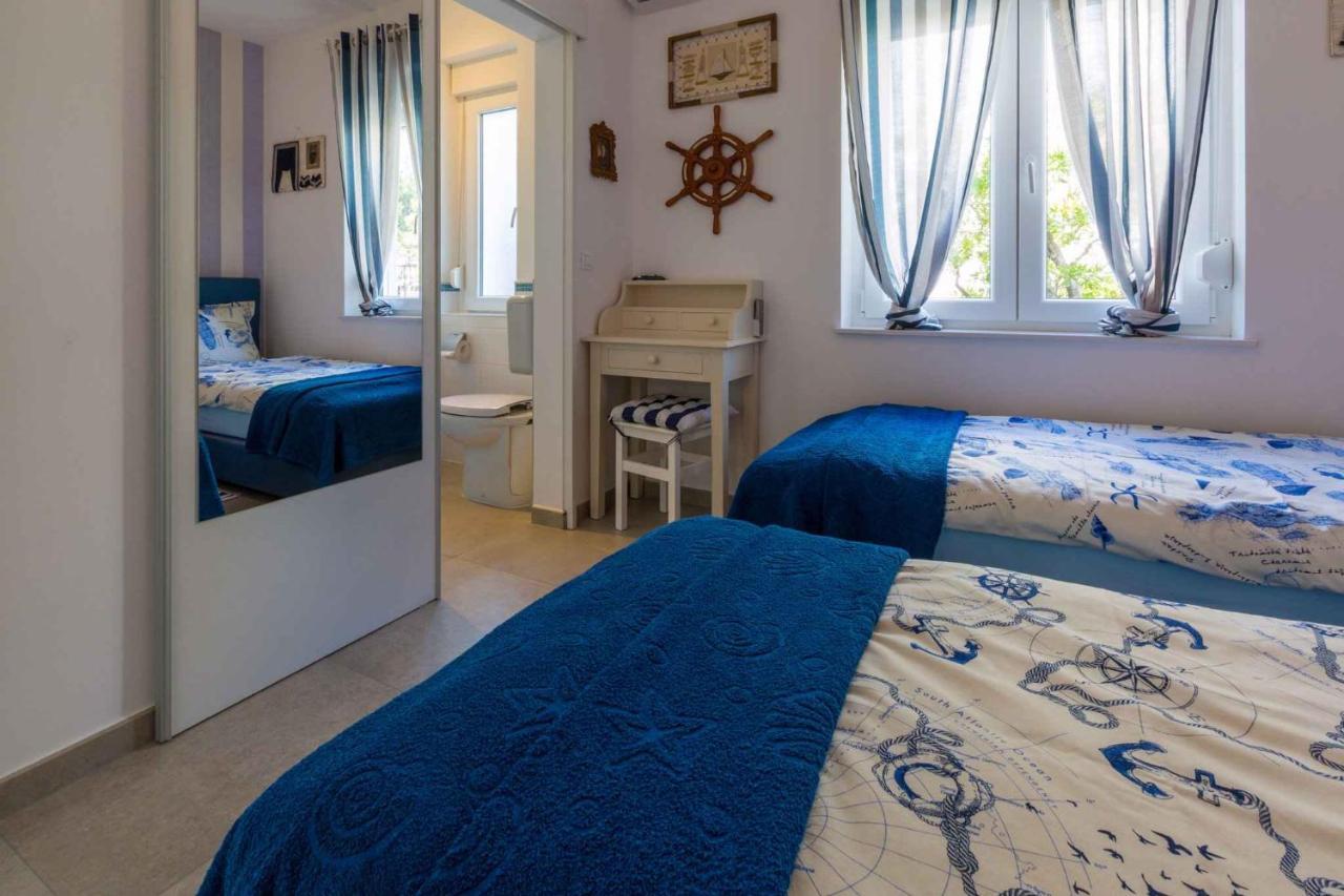 Holiday Home In Dramalj 39283 Exterior photo
