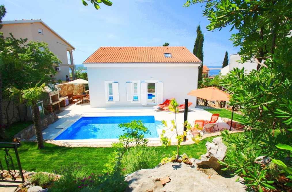 Holiday Home In Dramalj 39283 Exterior photo