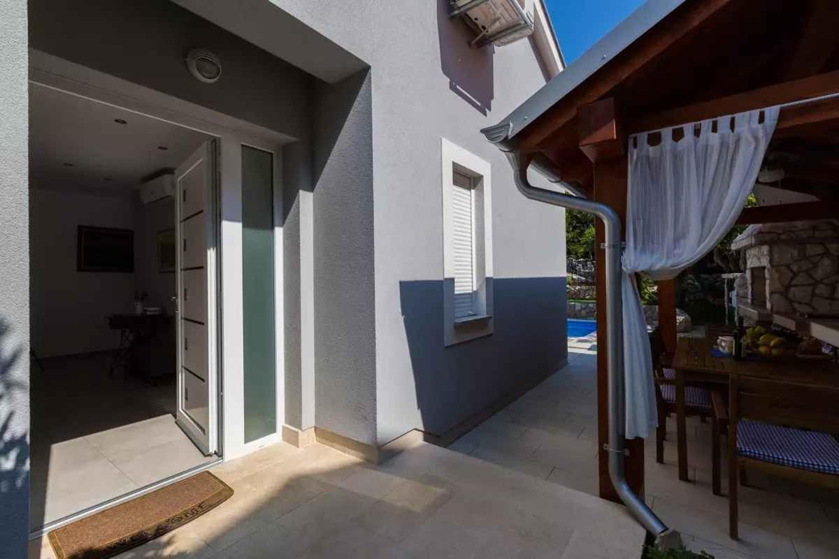 Holiday Home In Dramalj 39283 Exterior photo